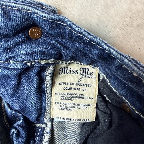 Miss Me Low Rise Straight Leg Jeans Size 26 | Embellished Pockets | Y2K - Picture 4 of 9